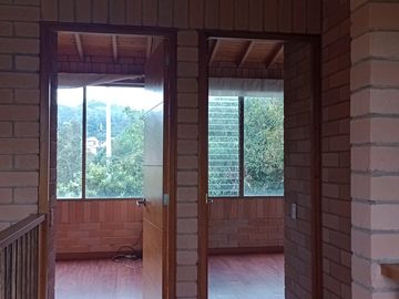 CASA CAMPESTRE PARA LA VENTA EN EL RETIRO ANTIOQUIA