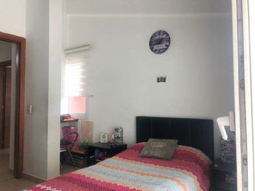 HERMOSA CASA RE MODELADA DENTRO DE CONJUNTO EN SANTA LUCÍA CUMBAYÁ