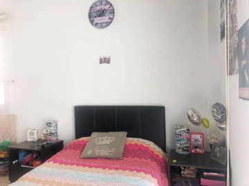 HERMOSA CASA RE MODELADA DENTRO DE CONJUNTO EN SANTA LUCÍA CUMBAYÁ