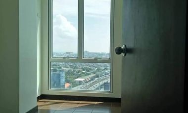 Ren to own condo in  Makati 1 bedroom Fast move in 0% interest Hurry Few units left!  upto 15% discount 10% down payment along edsa near glorietta, gr