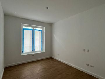 DEPARTAMENTO DUPLEX LA AURORA