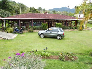 Venta hermosa finca Colinas de Tocotá, Dagua Valle del Cauca