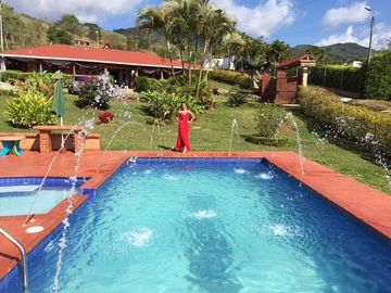 Venta hermosa finca Colinas de Tocotá, Dagua Valle del Cauca