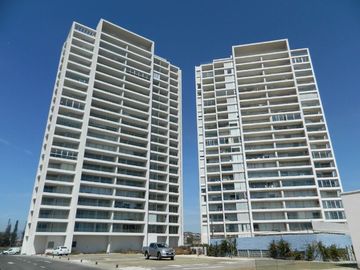 En venta departamento 2D 2B “Club Océano” Avenida del Mar La Serena
