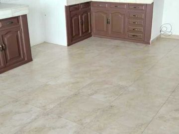 Bonita villa en venta sector Coliseo Mayor $179.000dlrs.