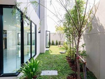New Modern Style house for sale in San Phi Suea