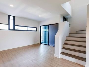 New Modern Style house for sale in San Phi Suea