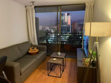 Venta departamento 1d/1B E/B Metro Manquehue
