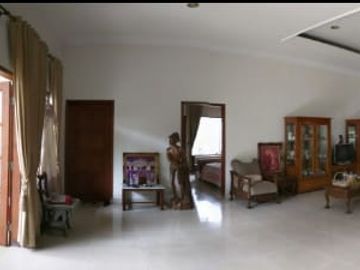 DI JUAL RUMAH DI JL. LEBAK BULUS JAKARTA SELATAN