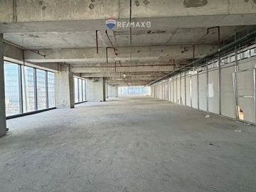 For Sale: Office Space in High Street South Corporate Plaza Tower 2