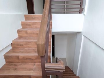For Sale: 2-storey Single Detached in Town and Country Southvilla, Biñan, Laguna