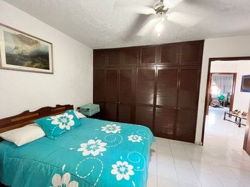 RENTA CASA CON TERRAZA Y ALBERCA LOMAS DE CORTÉS CUERNAVACA CAS_4800 CUE/DL