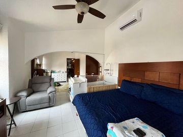 RENTA CASA CON TERRAZA Y ALBERCA LOMAS DE CORTÉS CUERNAVACA CAS_4800 CUE/DL