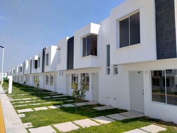 CASAS DE 3 RECAMARAS EN DESARROLLO PRIVADO CON CASA CLUB EN OJO DE AGUA TECAMAC EDOMEX