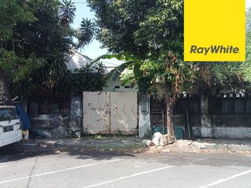 Dijual Rumah Hitung Tanah di Jalan Amir Hamzah, Darmo, Surabaya