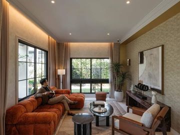 Brand New Modern Classic 4 Bedroom House in San Phi Suea for Sale near NIS and Ruamchok