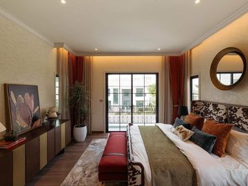 Brand New Modern Classic 4 Bedroom House in San Phi Suea for Sale near NIS and Ruamchok