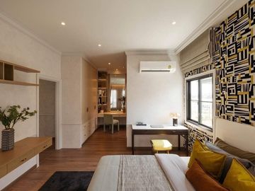 Brand New Modern Classic 4 Bedroom House in San Phi Suea for Sale near NIS and Ruamchok