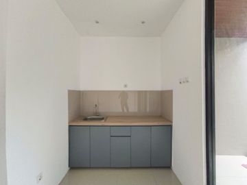 rumah 2 lantai baru siap huni di Gentan jalan kaliurang km 10