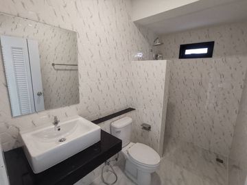 House sale, 2bedrooms, 2bathrooms, 56Wa 1.79MB, free transfer and gift, Mae Faek Mai, San Sai, Chiang Mai