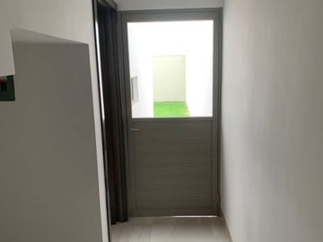 CASA EN VENTA EN FRACCIONAMIENTO PRIVADO EN VIÑEDOS