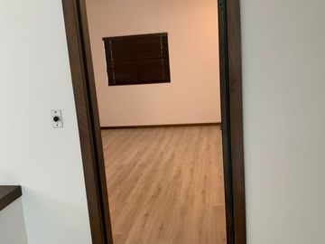 CASA EN VENTA EN FRACCIONAMIENTO PRIVADO EN VIÑEDOS