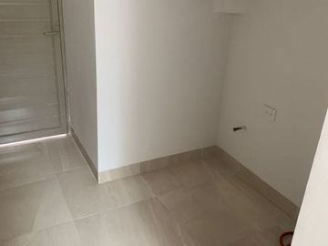 CASA EN VENTA EN FRACCIONAMIENTO PRIVADO EN VIÑEDOS