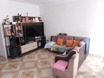 ¡¡EN VENTA DEPARTAMENTO TERCER PISO EN EL AGUSTINO!!