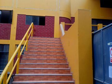 Se Vende Local Industrial En Smp