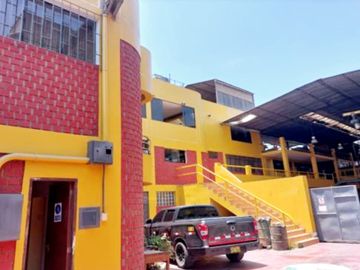 Se Vende Local Industrial En Smp