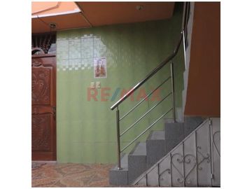 Casa En Venta En Urb. La Primavera - Chiclayo.C.Melendres