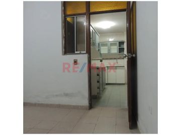 Casa En Venta En Urb. La Primavera - Chiclayo.C.Melendres