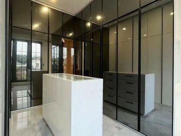 Rumah Classic Baru Kencana Pondok Indah