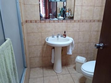 DEPARTAMENTO EN 2DO PISO + AIRES (189+189 M2) CON COCHERA $ 1,125.00/m2