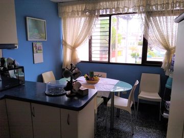 DEPARTAMENTO EN 2DO PISO + AIRES (189+189 M2) CON COCHERA $ 1,125.00/m2