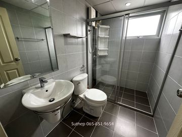 For sale cheaper than appraisal Supalai City Resort Rayong Condo, 20th floor, usable area 45 sq m, near Sri Muang Park, Choeng Noen, Rayong (fully fur