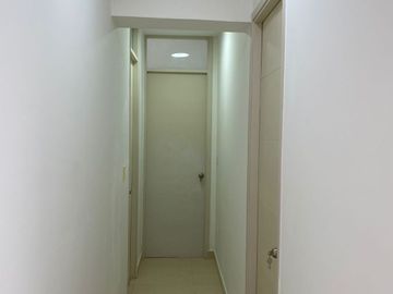 VENDO DEPARTAMENTO NEW CONCEPT EN  LA ENTRADA DE LA URB. MIRAFLORES COUNTRY CLUB