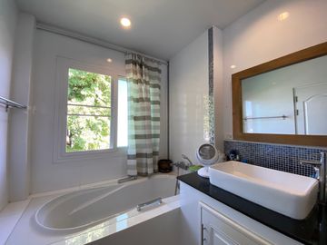 A family home for sale in Hang Dong, Chiang Mai