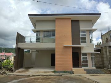 4BR Single Detached House for Sale in Cebu City