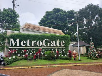 The 2-Storey House for Sale in Metrogate Silang Estates via CALAX