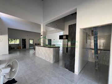 VENDEMOS FINCA GANADERA CON NACEDEROS DE AGUA Y CLIMA AGRADABLE.