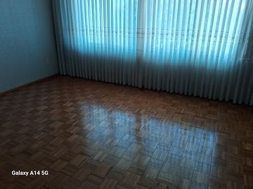 VENDO CASA GRANDES ESPACIOS