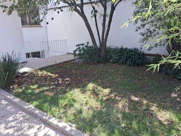 VENDO CASA GRANDES ESPACIOS
