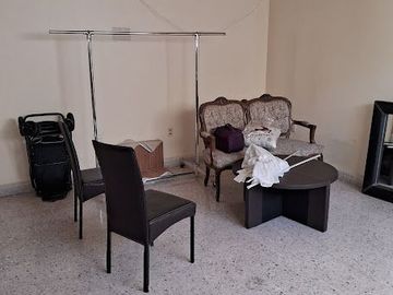 VENDO CASA GRANDES ESPACIOS