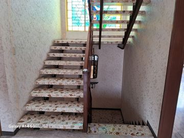 VENDO CASA GRANDES ESPACIOS