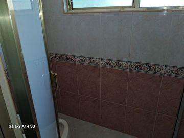 VENDO CASA GRANDES ESPACIOS