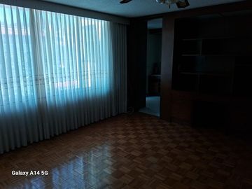 VENDO CASA GRANDES ESPACIOS