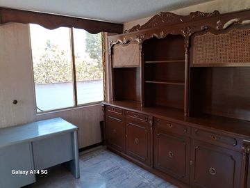 VENDO CASA GRANDES ESPACIOS