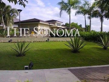 Premium Lot near Hotel Mall Resturants and Airport Hospital School Office  HIGH END BUT AFFORDABLE CONDO IN SAN JUAN CITY MANGO TREE RESIDENCES PRE SE