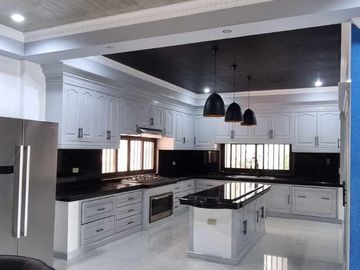 800 sqm Lot With 2-Storey House and private pool for SALE in Hensonville Angeles City Pampanga near CLark